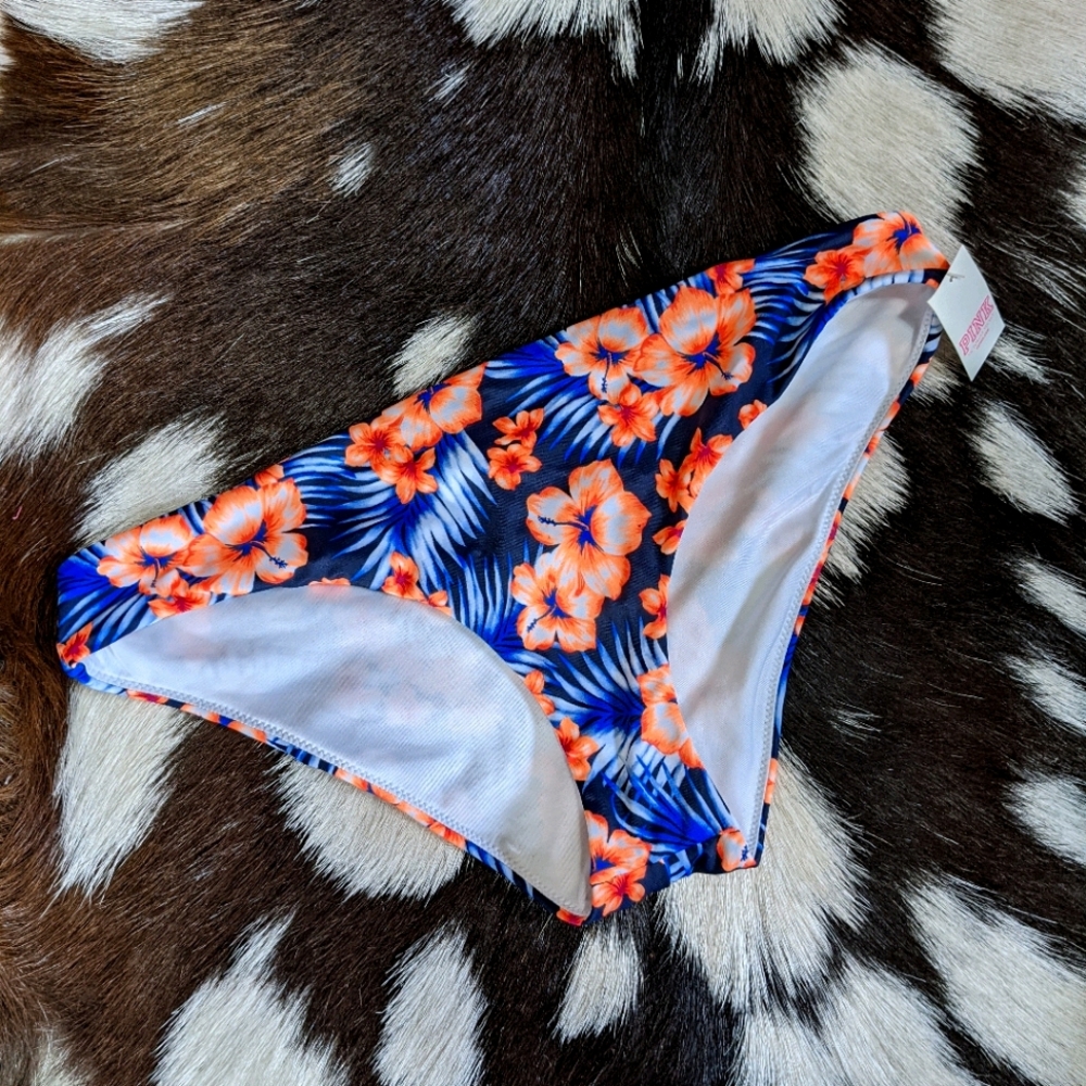 Cheeky Pink Swimsuit Bottoms